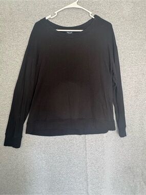 Splendid Black Long Sleeve Crewneck Sweatshirt size XL Lightweight Cozy Fit